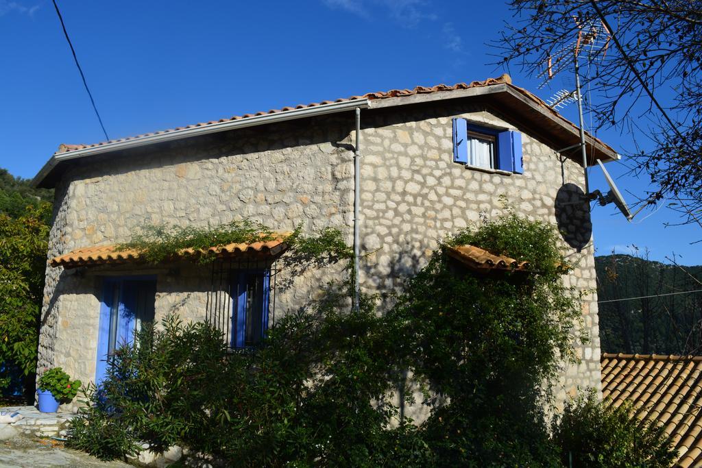 Petrinο Katochori Apartamento Katokhorion  Exterior foto